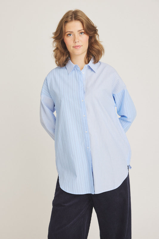 LUXZUZ // ONE TWO Mixie Shirt Shirt 539 Bell Air Blue