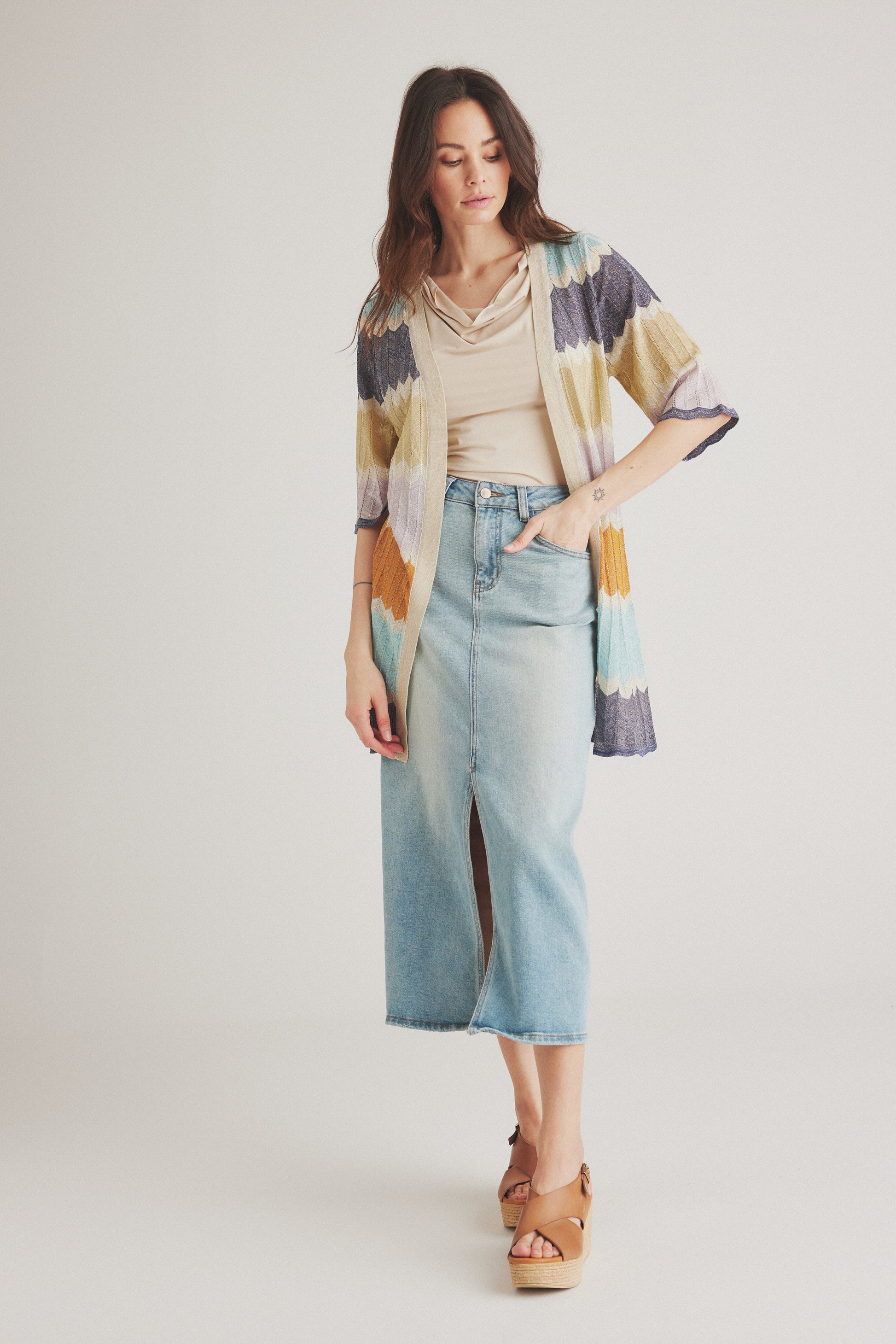 LUXZUZ // ONE TWO Pian Bamboo Top 700 Light Sand